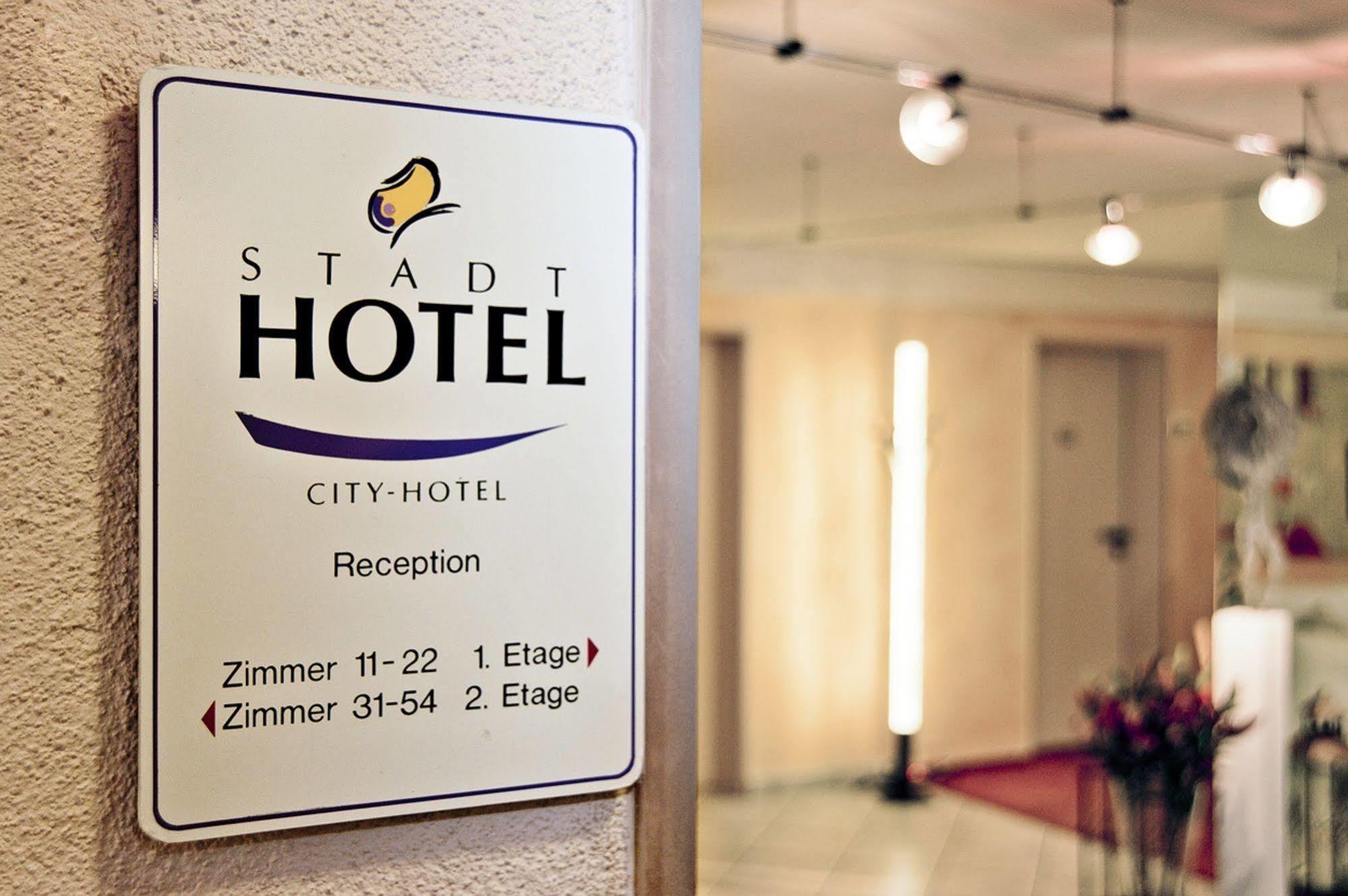 Stadt-Hotel Loerrach Gbr Exterior photo